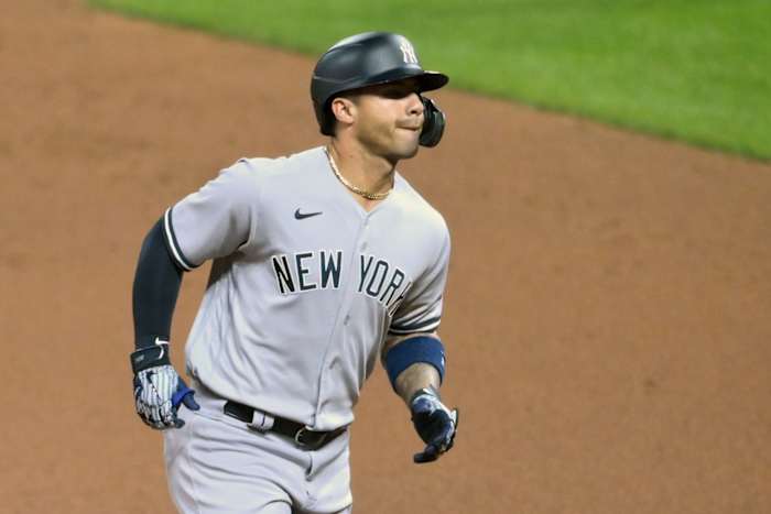 Gleyber Torres running bases wild card series